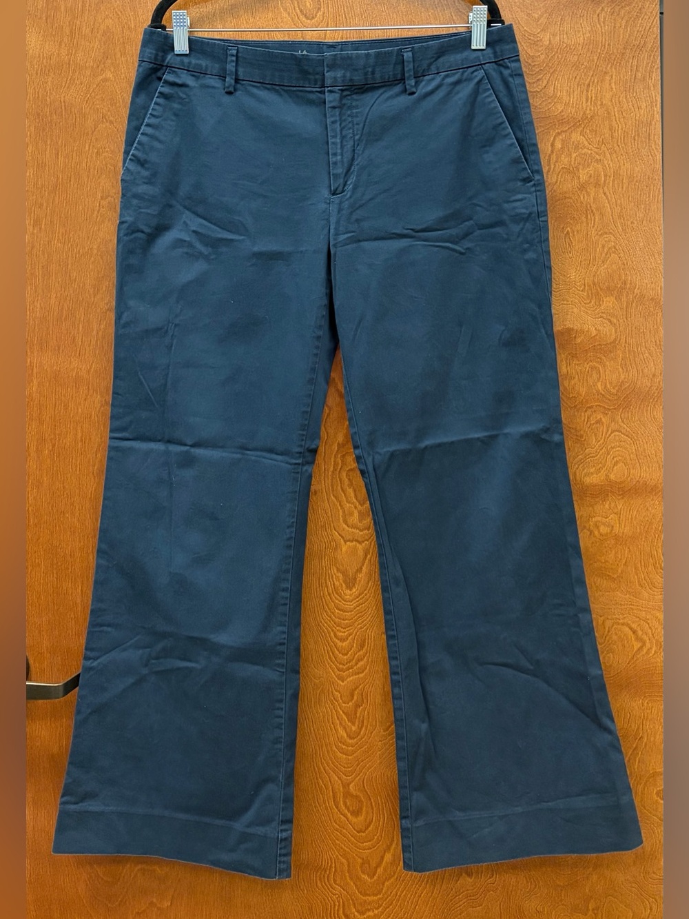 Y2K GAP “perfect khaki” in NAVY BLUE cotton blend straight/flare leg low rise 10